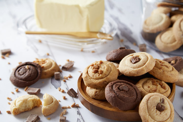 Mary Macleod's Signature Cookie Tin (24ct)